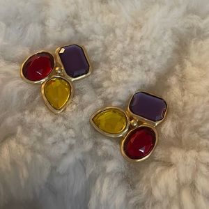 VINTAGE PARK LANE CLUSTER MULTI GEM CLIP EARRINGS